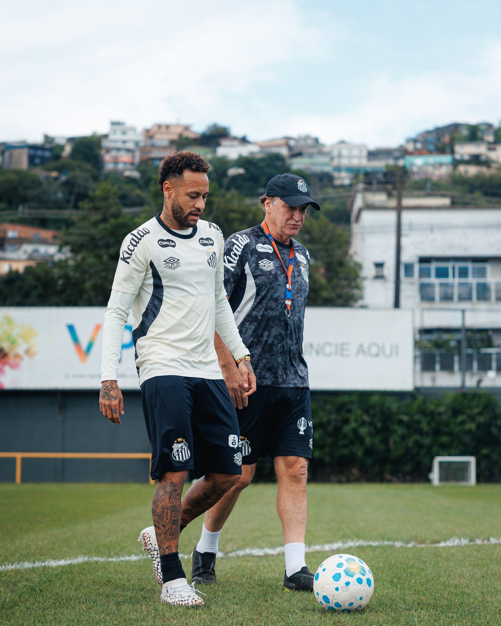 STJD suspende Neymar, que desfalca o Santos contra o Palmeiras