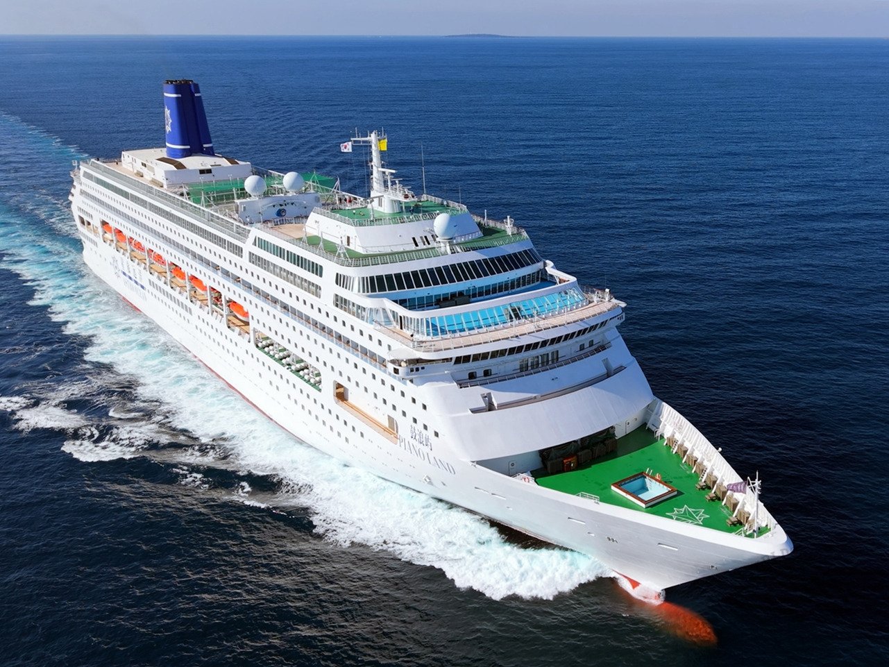 Navio Buenavista chega e abre a temporada de cruzeiros em Santos